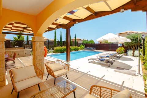 3 bedrooms Villa in Paphos, Cyprus No. 36982 19