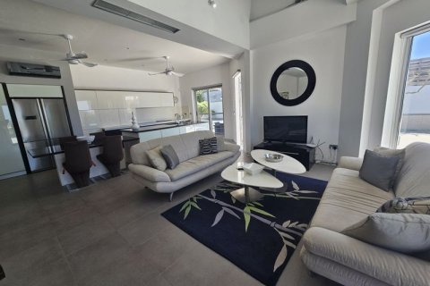 3 bedrooms Villa in Paphos, Cyprus No. 36920 3