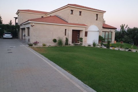 6 bedrooms Villa in Souni–Zanatzia, Cyprus No. 36981 8