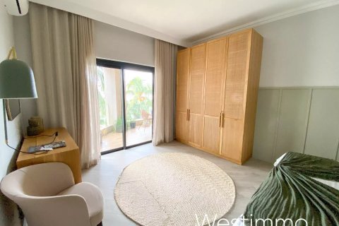 3 bedrooms Apartment in Flic-en-Flac, Mauritius No. 53386 9