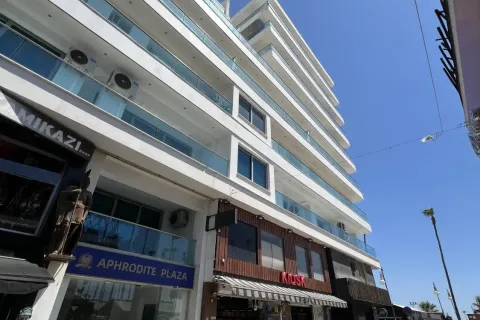 2 dormitorios Apartment en Larnaca, Cyprus No. 32583 15