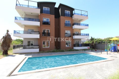 4+1 Apartment en Serik, Turkey No. 11057 3