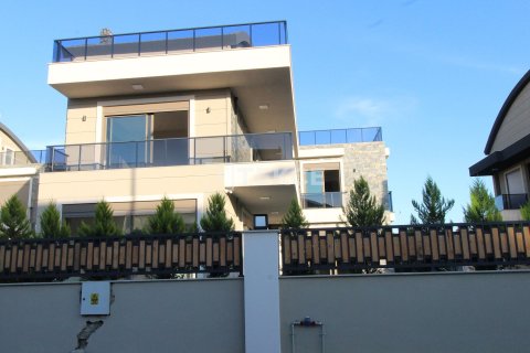 6+1 Villa in Belek, Turkey No. 11030 10