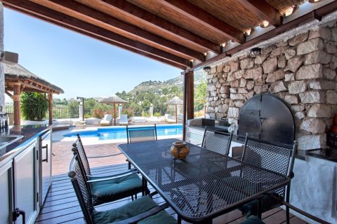 4 dormitorios House en Mijas, Spain No. 25219 10