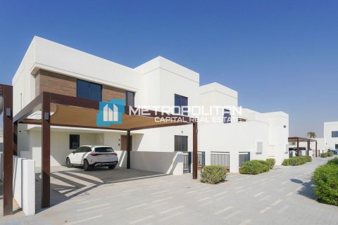 4 bedrooms Villa on the Yas Island, UAE No. 75448 1