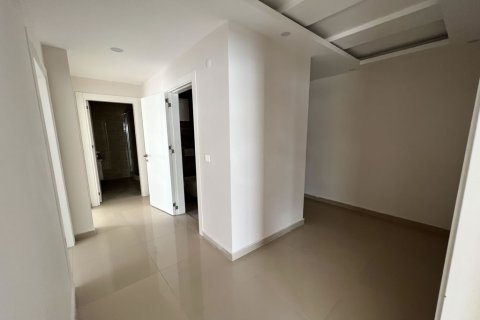 2+1 Apartment en Mahmutlar, Turkey No. 13300 18