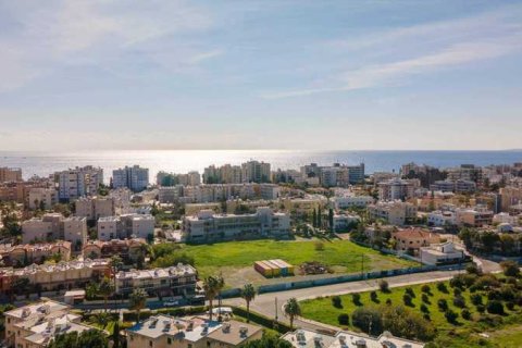 3 bedrooms Penthouse in Limassol, Cyprus No. 41273 10