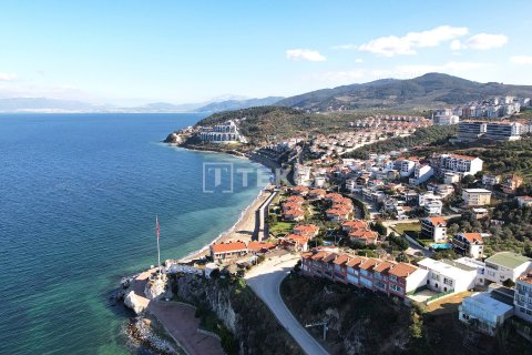 3+1 Apartment en Mudanya, Turkey No. 11316 6