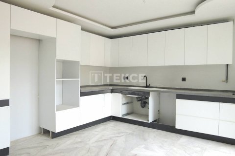 3+1 Apartment in Mudanya, Turkey No. 11316 12