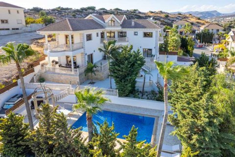 6 bedrooms Villa in Pyrgos, Cyprus No. 62672 6