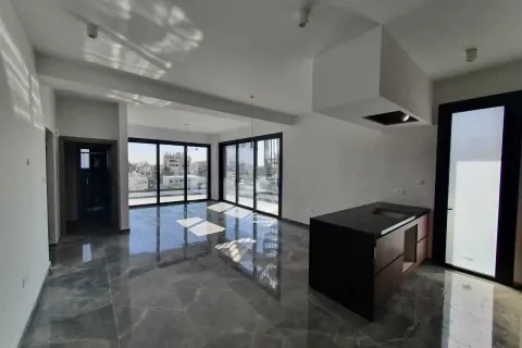 3 bedrooms Penthouse in Limassol, Cyprus No. 40565 3