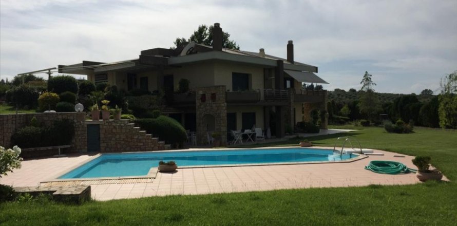 5 bedrooms Villa in Thessaloniki, Greece No. 50300