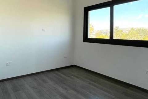 2 bedrooms Apartment in Limassol, Cyprus No. 71973 7