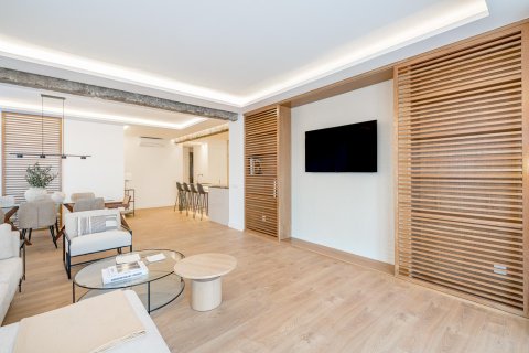 3 dormitorios Apartment en Madrid, Spain No. 26860 7