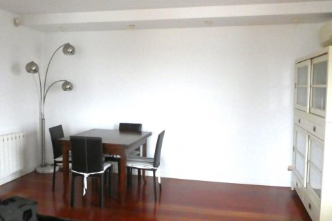 2 bedrooms Apartment in Madrid, Spain No. 26983 4