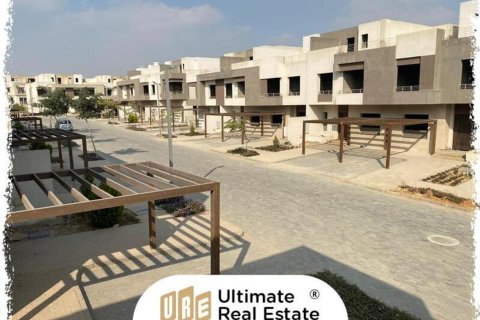 4 dormitorios Townhouse en Palm Hills WoodVille, Egypt No. 38124 5