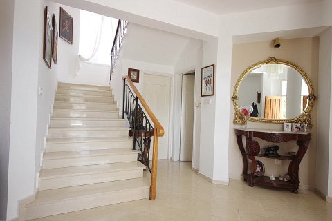 6 dormitorios House en Paphos, Cyprus No. 38065 4