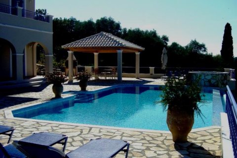 5 dormitorios Villa en Corfu, Greece No. 49768 2