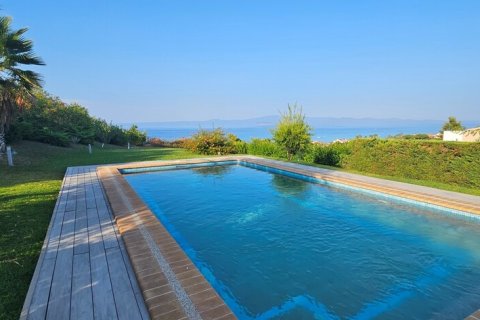 5 bedrooms Villa in Chalkidiki, Greece No. 54195 1