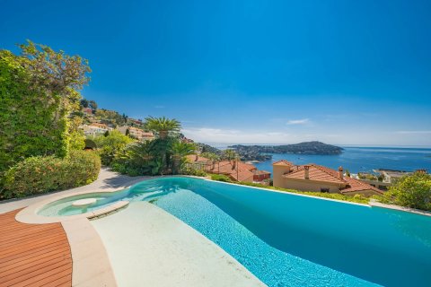 5 bedrooms Villa in Villefranche-sur-Mer, France No. 67382 2