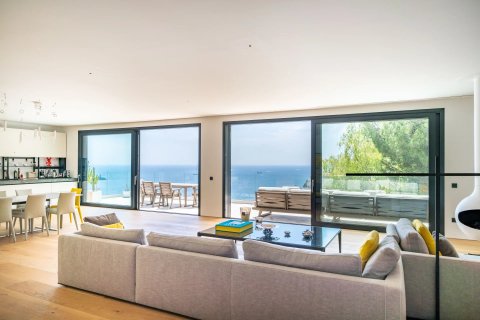 5 bedrooms Villa in Roquebrune-Cap-Martin, France No. 67384 7