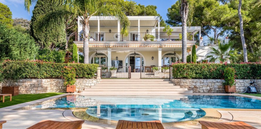 8 bedrooms Villa in Saint-Jean-Cap-Ferrat, France No. 67383