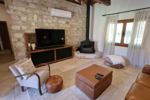 3 bedrooms Villa in Kiti, Cyprus No. 62682 2