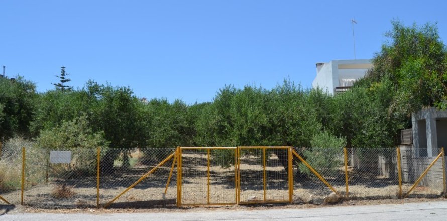 390m² Land à Heraklion, Greece No. 57233