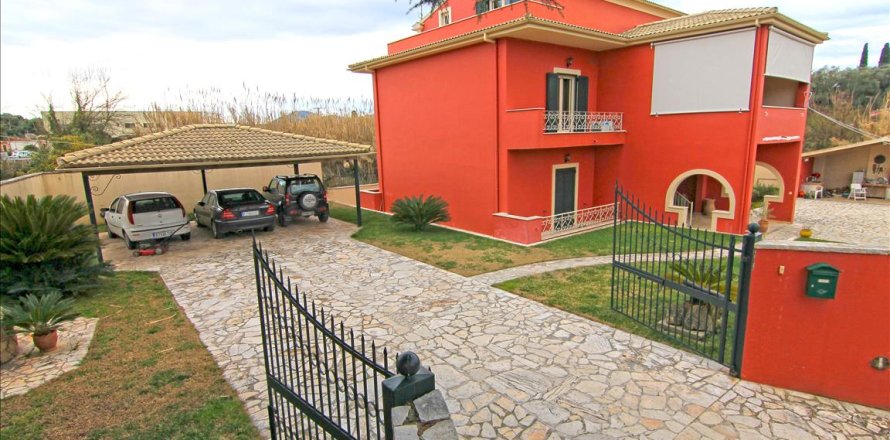 6 bedrooms House in Corfu, Greece No. 58893