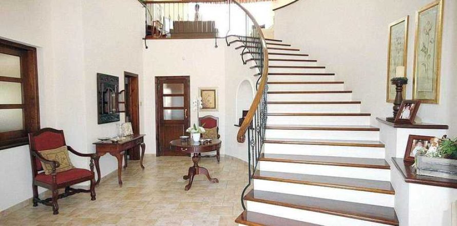 3 dormitorios Villa en Tala, Cyprus No. 29100