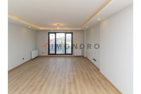 4+1 Apartment en Basaksehir, Turkey No. 17417 7