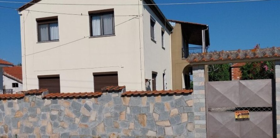 6 bedrooms Duplex in Keramoti, Greece No. 55217