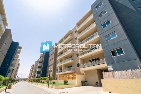 2 bedrooms Apartment in Al Reef, UAE No. 9936 1