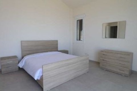 4 bedrooms House in Tala, Cyprus No. 37355 2