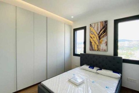 3 bedrooms Apartment in Limassol, Cyprus No. 32872 8