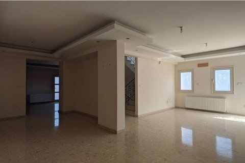 4 bedrooms Villa in Germasogeia, Cyprus No. 53253 5