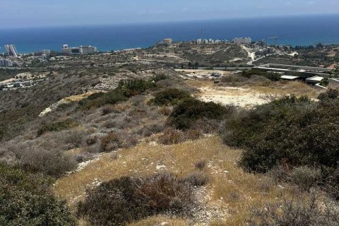 1025m² Land in Agios Tychonas, Cyprus No. 64595 1