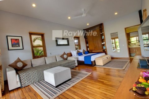 4 bedrooms Villa in Seminyak, Indonesia No. 22915 19