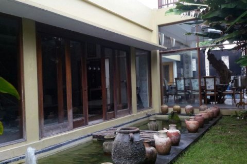 8 bedrooms House in Kerobokan, Indonesia No. 22960 13