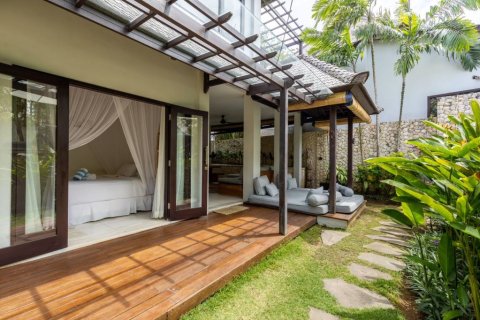 6 bedrooms Villa in Pecatu, Indonesia No. 22965 21