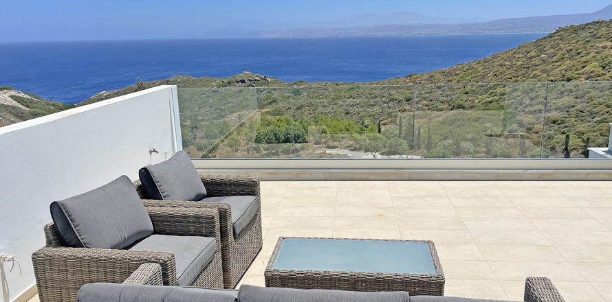 3 bedrooms Villa in Heraklion, Greece No. 23875