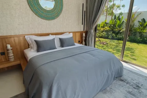 5 bedrooms Villa in Phuket, Thailand No. 2855 10