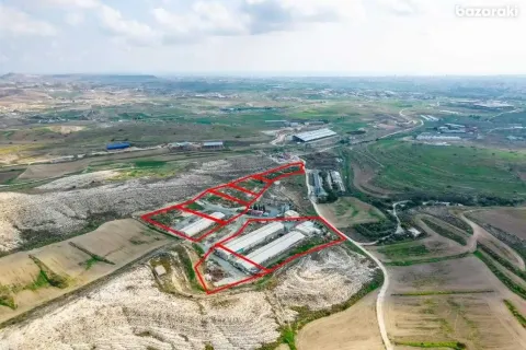 22772m² Land à Aradippou, Cyprus No. 42167 3