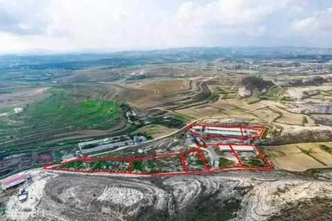 22772m² Land en Aradippou, Cyprus No. 42167 2