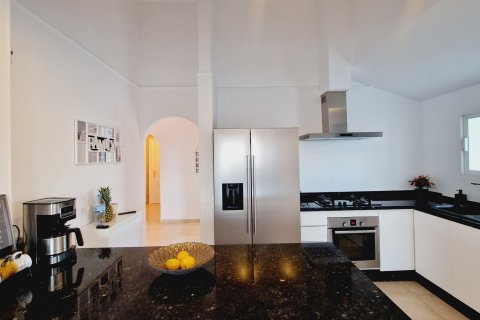 5 dormitorios Villa en Estepona, Spain No. 27133 13