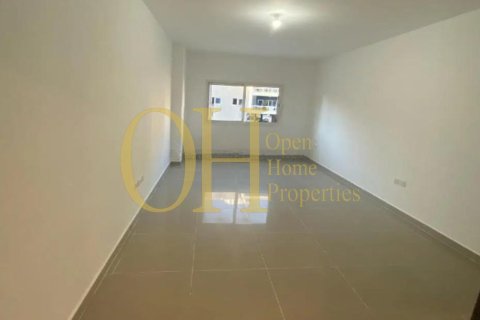 2 bedrooms Apartment in Al Reef, UAE No. 8781 3