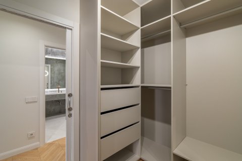 4 chambres Appartement à L'Eixample, Spain No. 27232 15