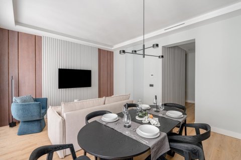 2 dormitorios Apartment en Madrid, Spain No. 26862 1