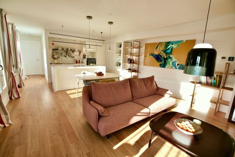 2 bedrooms Apartment in Barcelona, Spain No. 27228 1