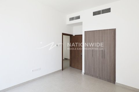 3 bedrooms Townhouse in Abu Dhabi, UAE No. 3929 4